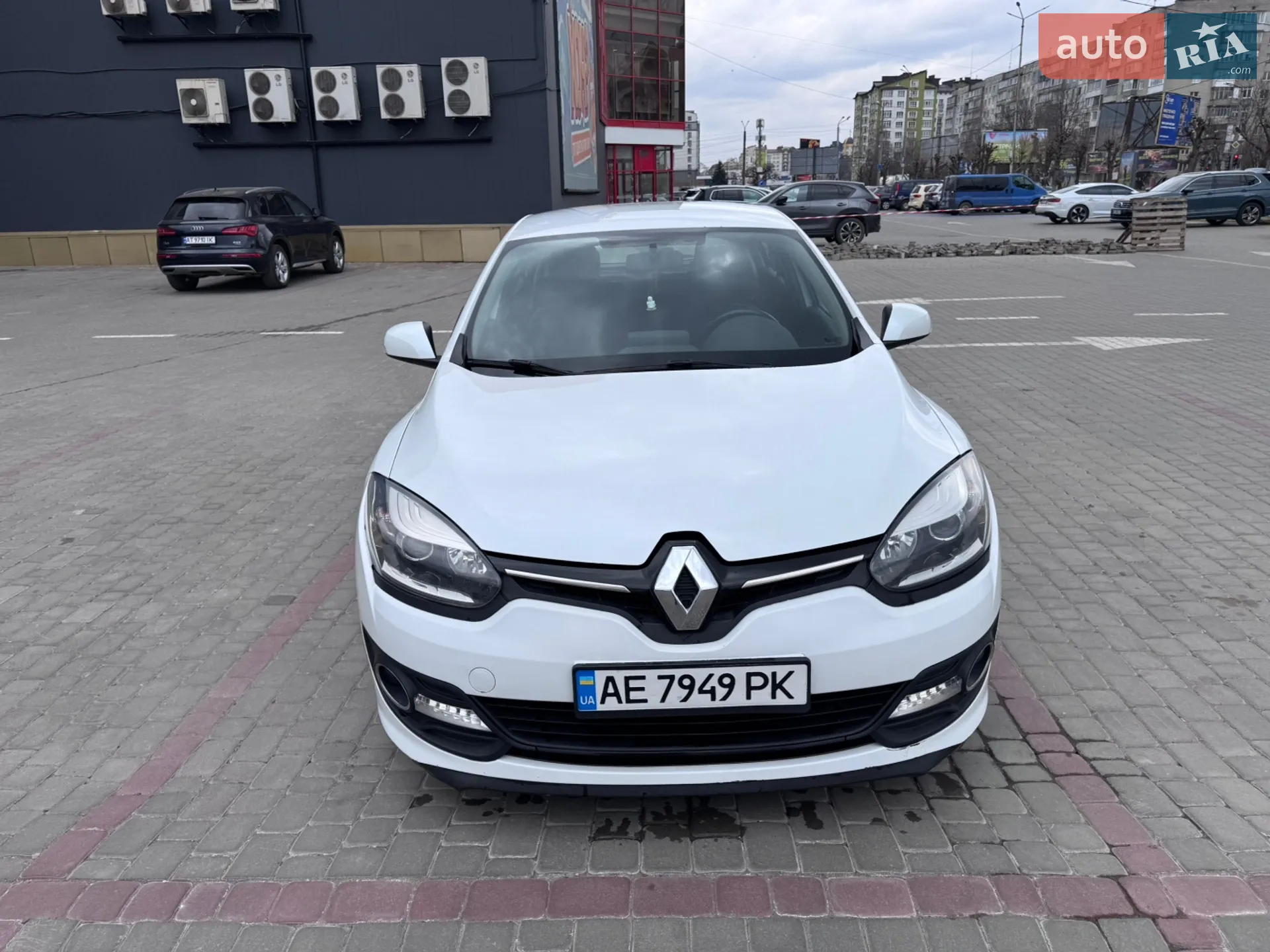 2014 Renault Megane - мініатюра 2