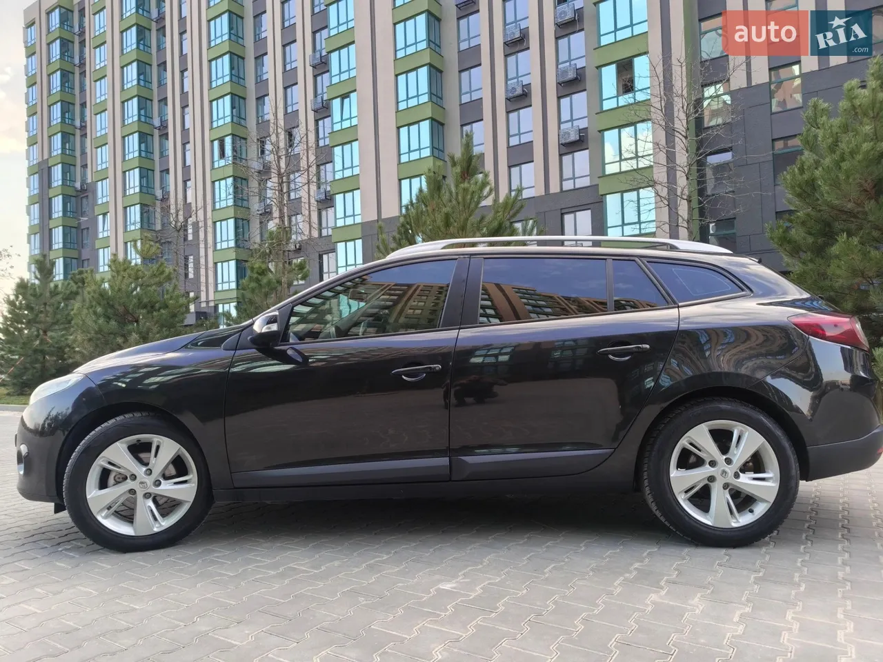 2010 Renault Megane - мініатюра 38