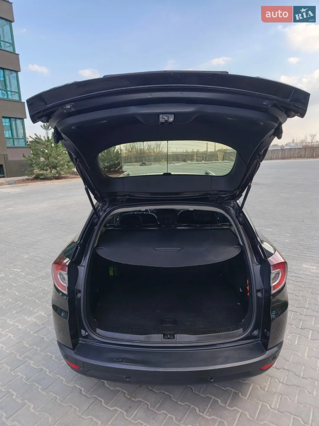 2010 Renault Megane - мініатюра 18