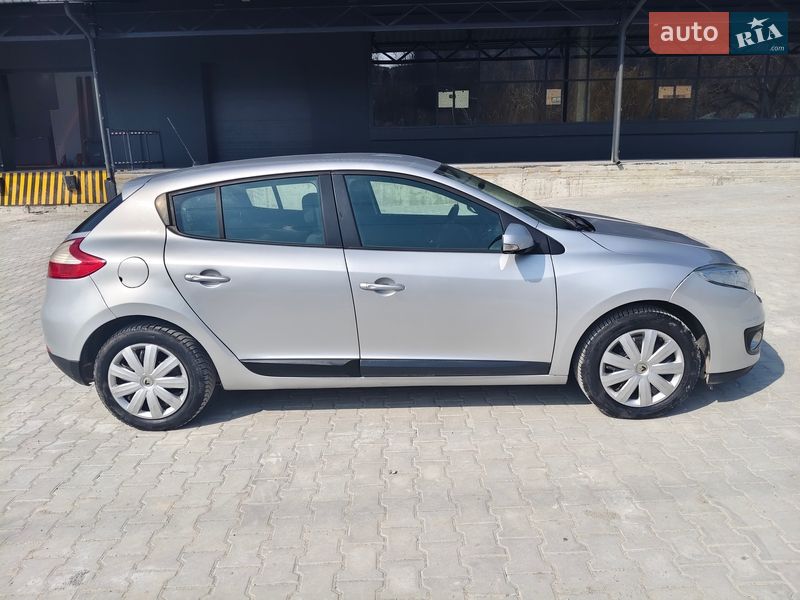 Хетчбек Renault Megane 2012 в Тернополі
