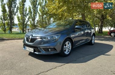 Хэтчбек Renault Megane 2016 в Южноукраинске