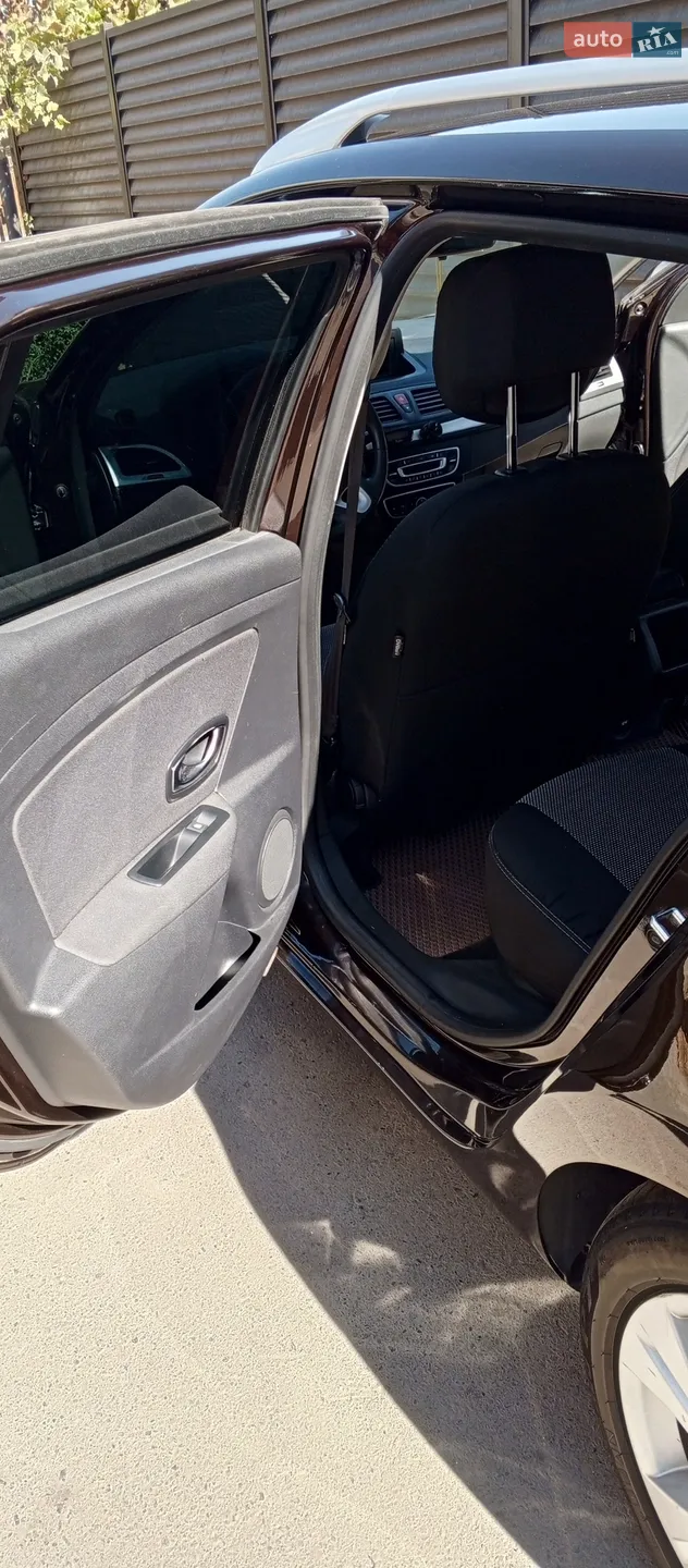 2011 Renault Megane - мініатюра 26