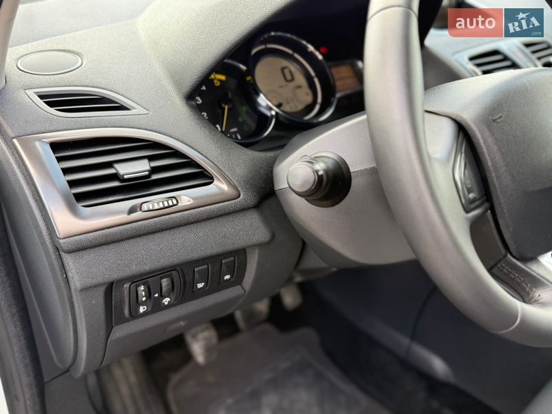 Универсал Renault Megane 2015 в Ровно