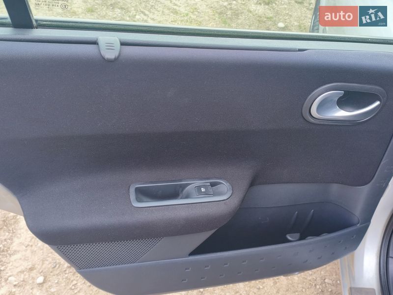 Универсал Renault Megane 2005 в Черновцах фото 7 Универсал Renault Megane 2005 в Черновцах