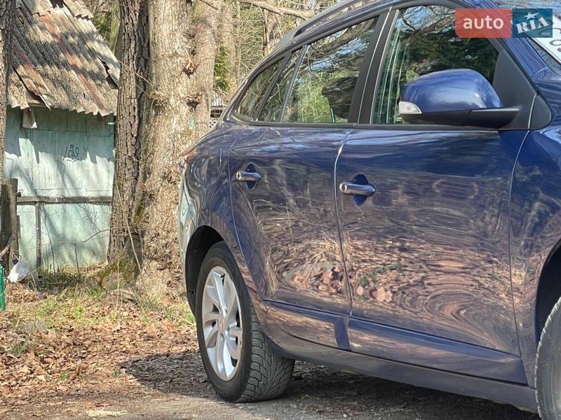 Универсал Renault Megane 2012 в Дрогобыче фото 30 Универсал Renault Megane 2012 в Дрогобыче