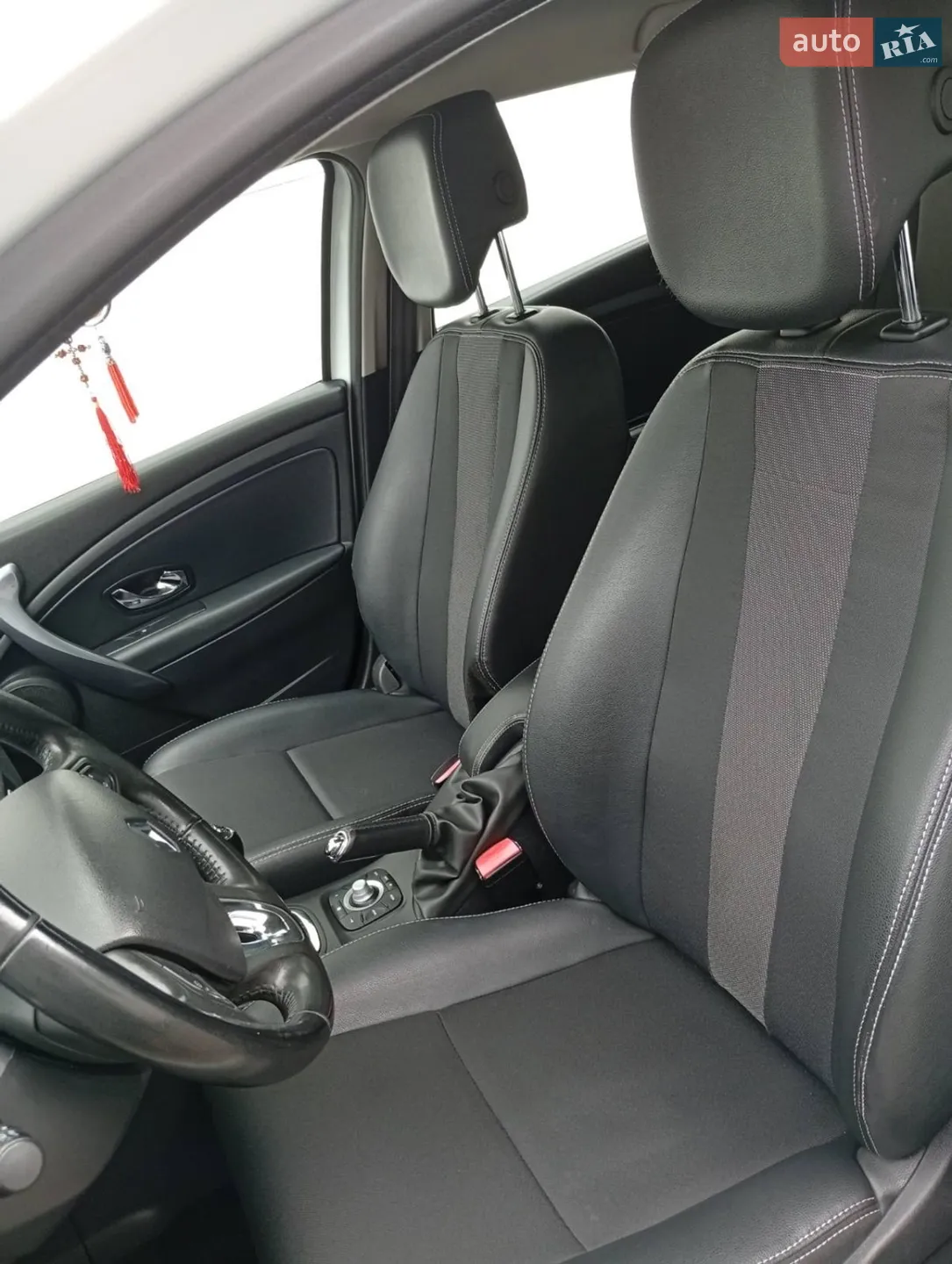 2016 Renault Megane - мініатюра 30