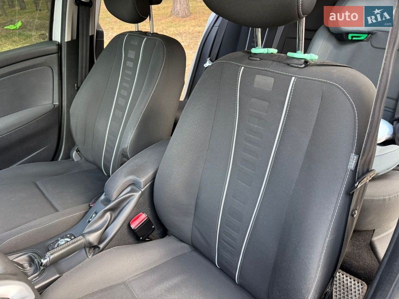 Универсал Renault Megane 2012 в Киеве фото 13 Универсал Renault Megane 2012 в Киеве