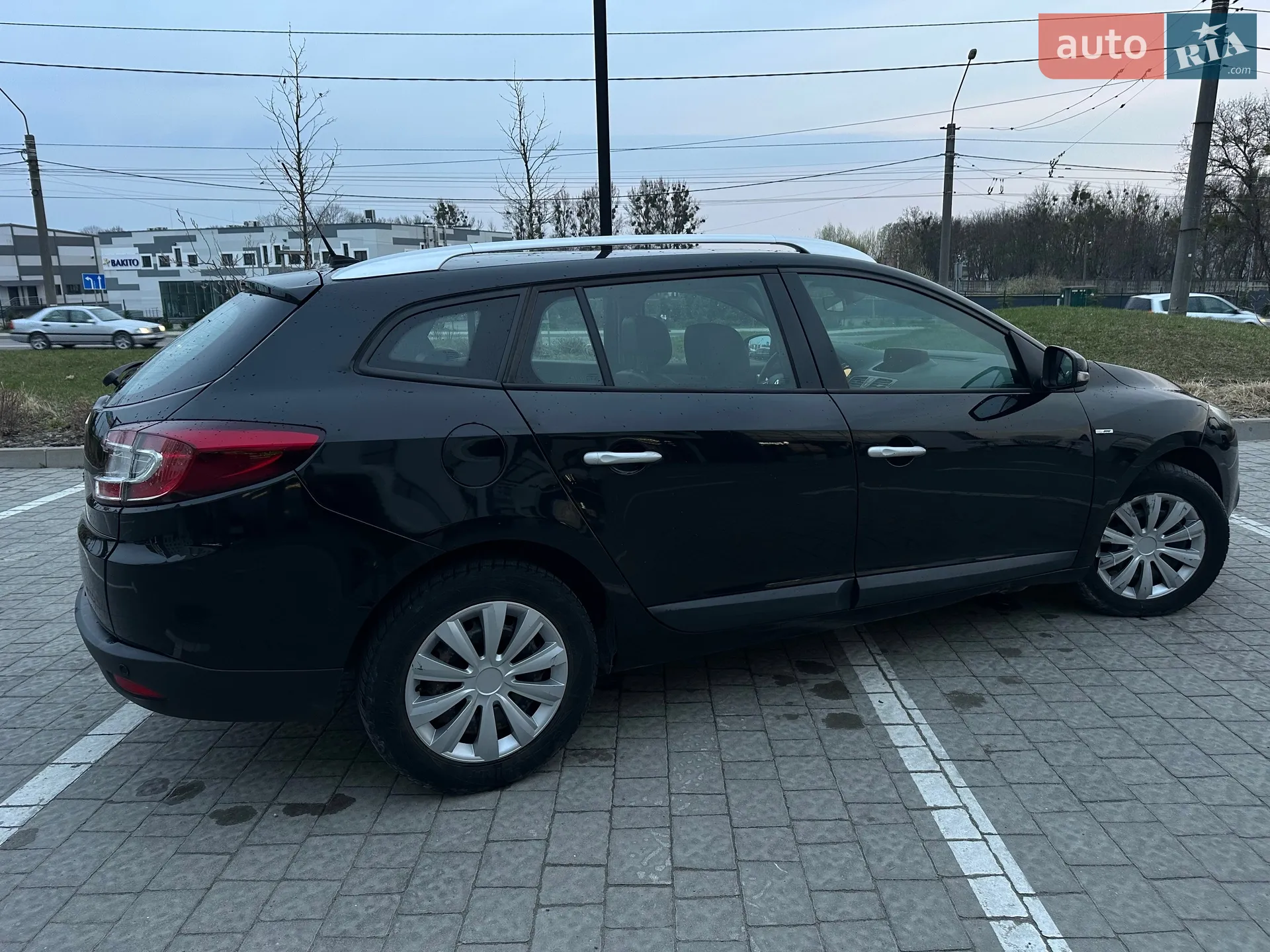 2010 Renault Megane - мініатюра 10