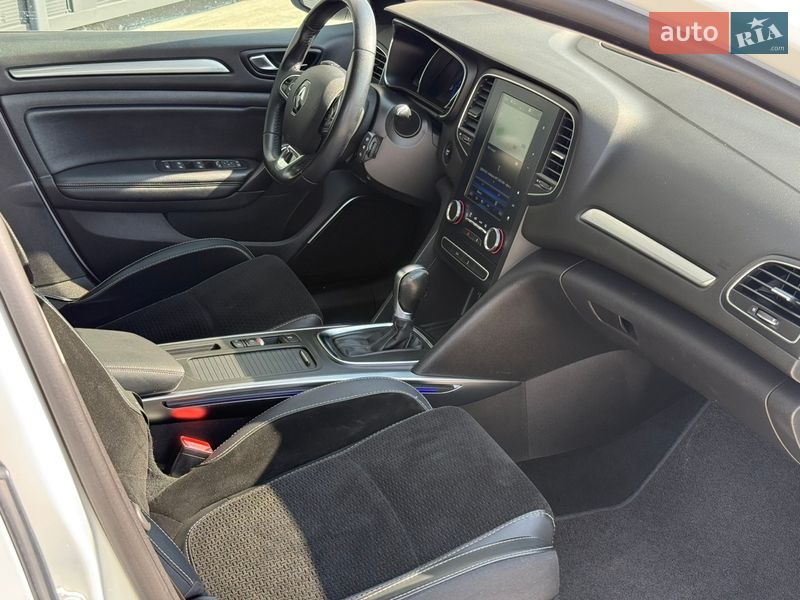 Универсал Renault Megane 2019 в Броварах фото 55 Универсал Renault Megane 2019 в Броварах