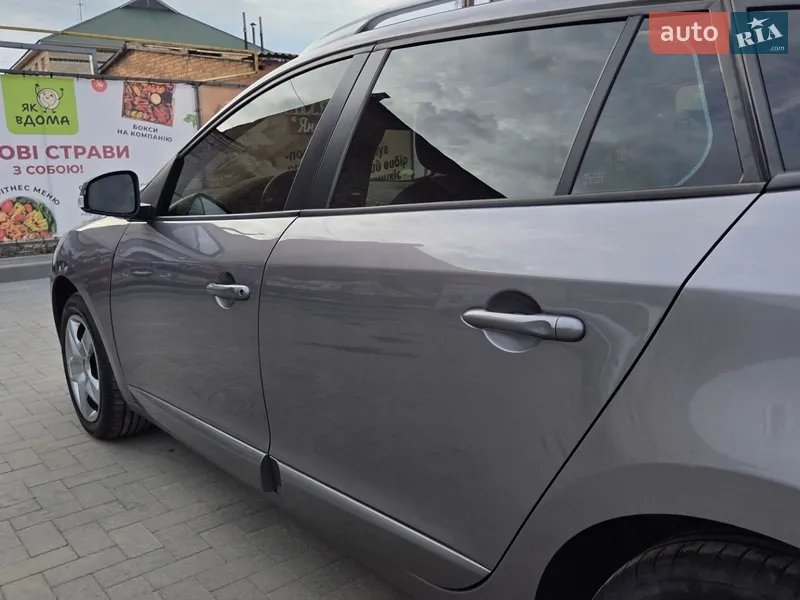 Renault Megane 2014 VIN VF1KZS00E50326802 фото оголошення 10 з 64
