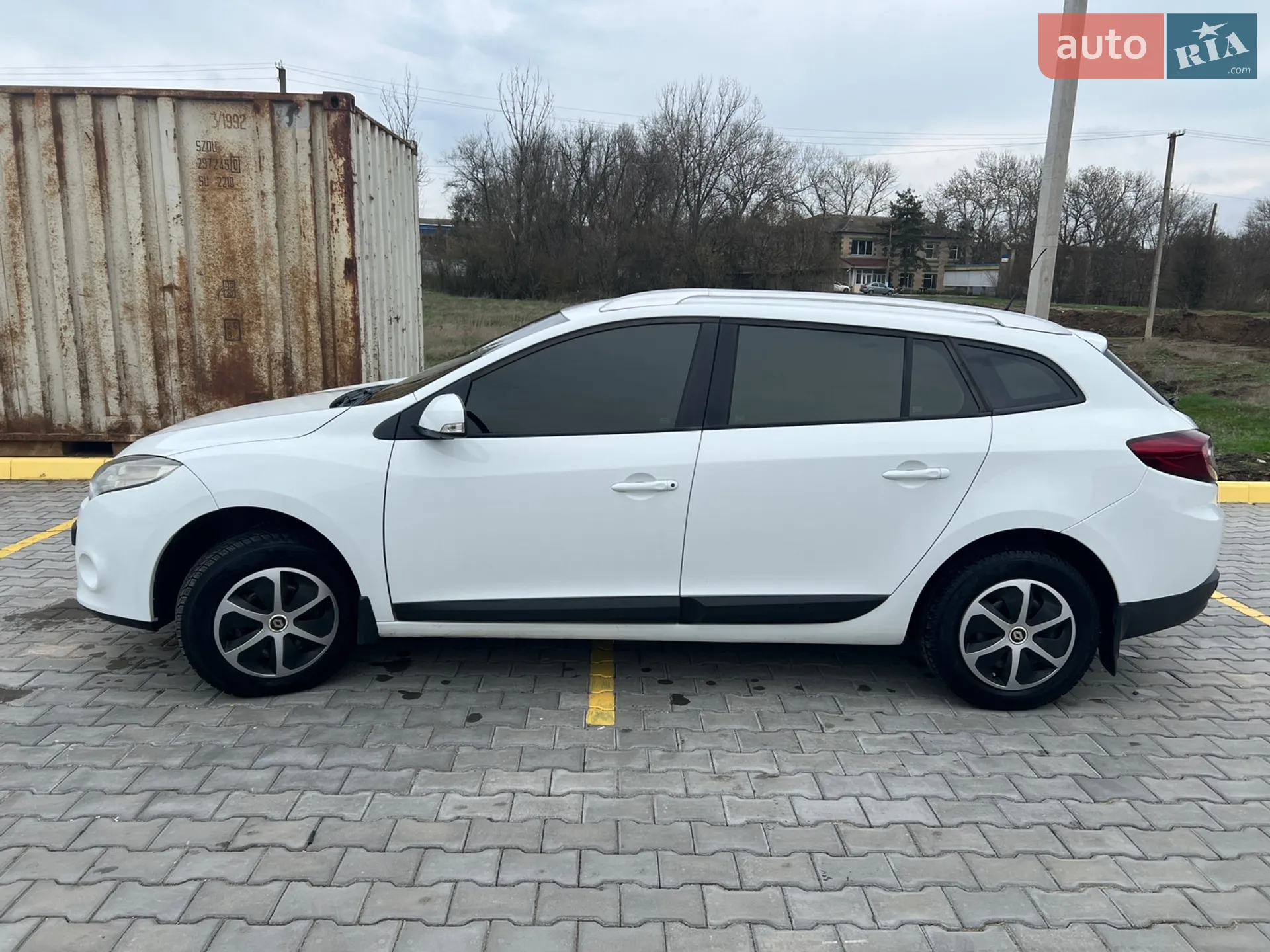 2010 Renault Megane - мініатюра 2