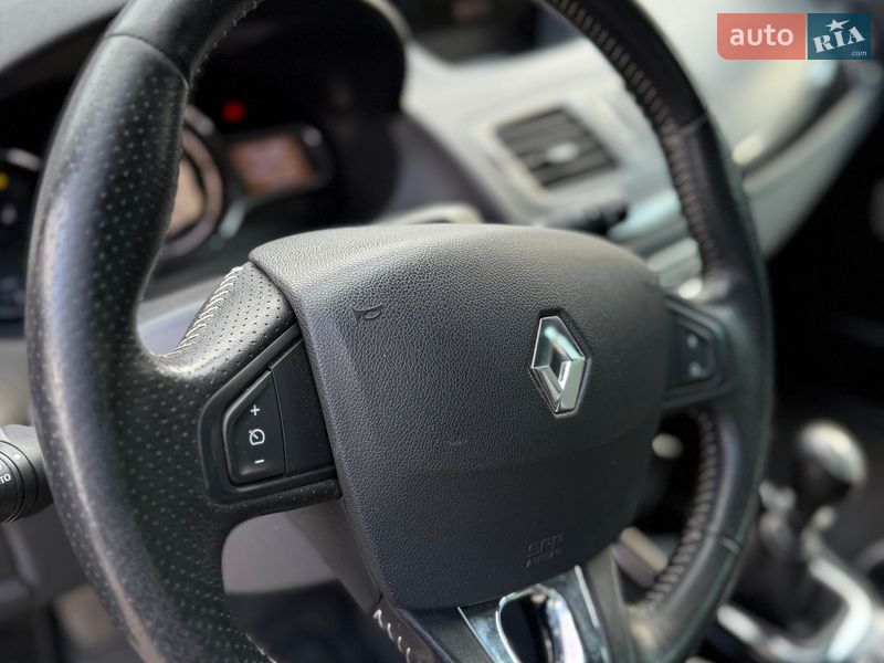 Универсал Renault Megane 2014 в Сумах фото 17 Универсал Renault Megane 2014 в Сумах