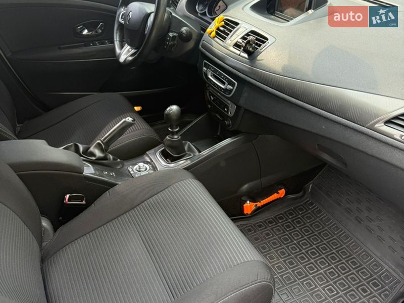 Универсал Renault Megane 2012 в Полтаве фото 11 Универсал Renault Megane 2012 в Полтаве