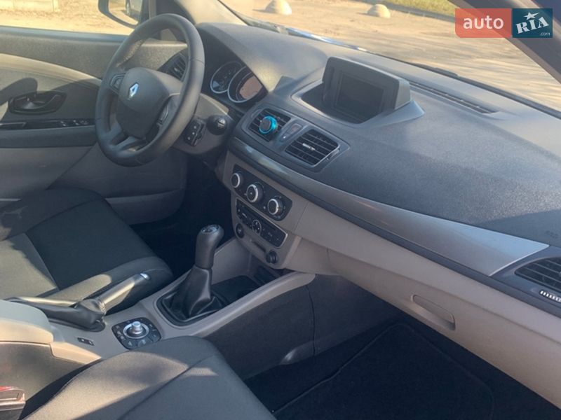 Хэтчбек Renault Megane 2011 в Виннице фото 30 Хэтчбек Renault Megane 2011 в Виннице