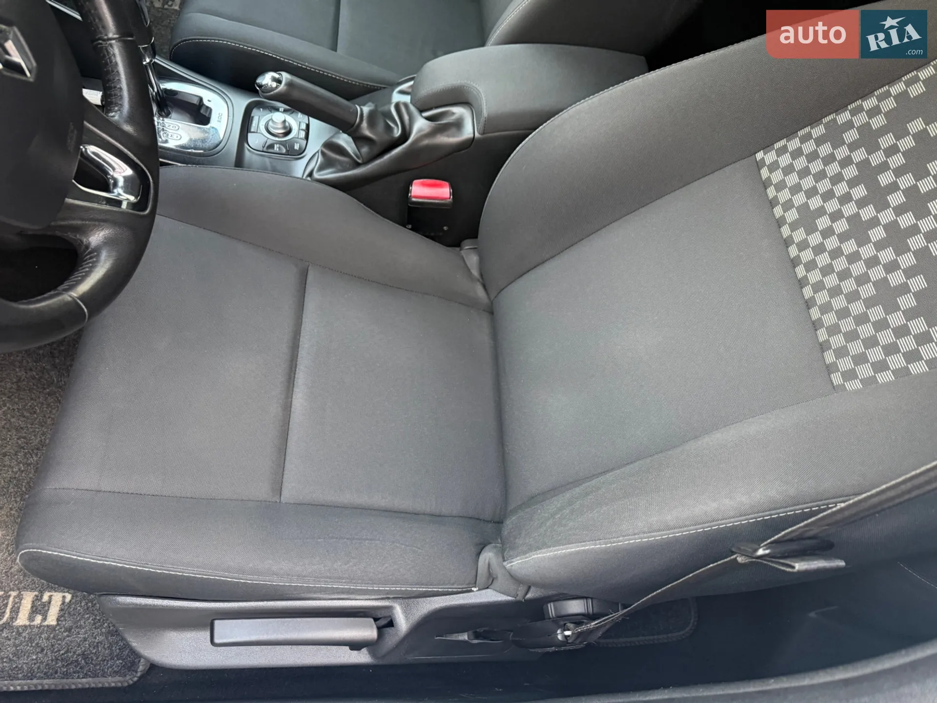 2013 Renault Megane - мініатюра 16