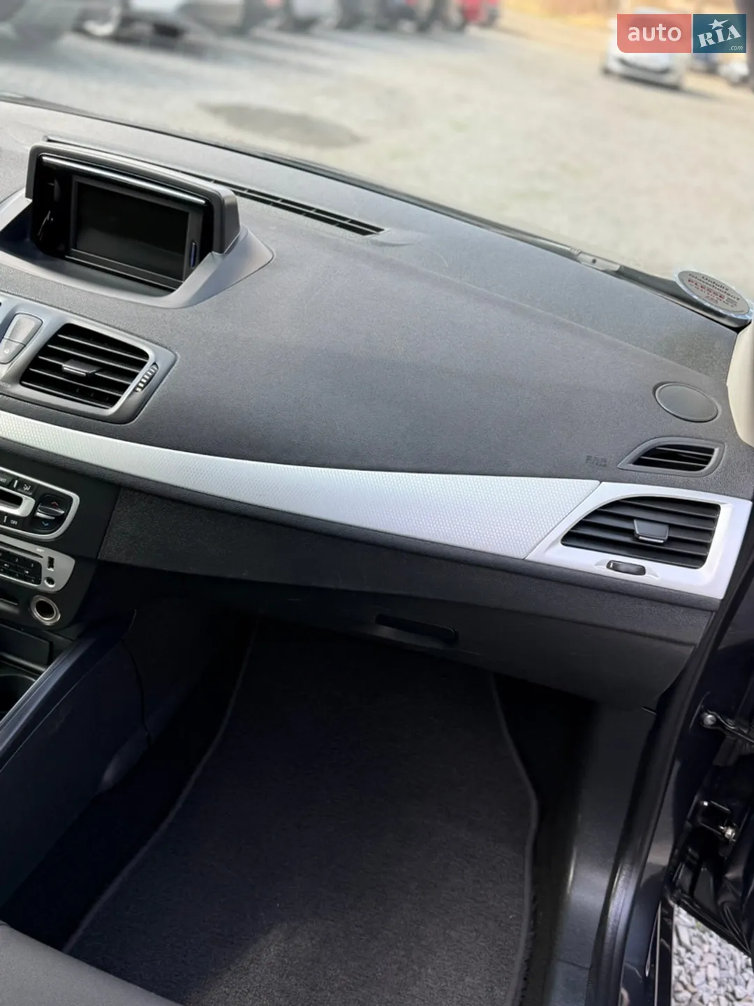 2012 Renault Megane - мініатюра 107