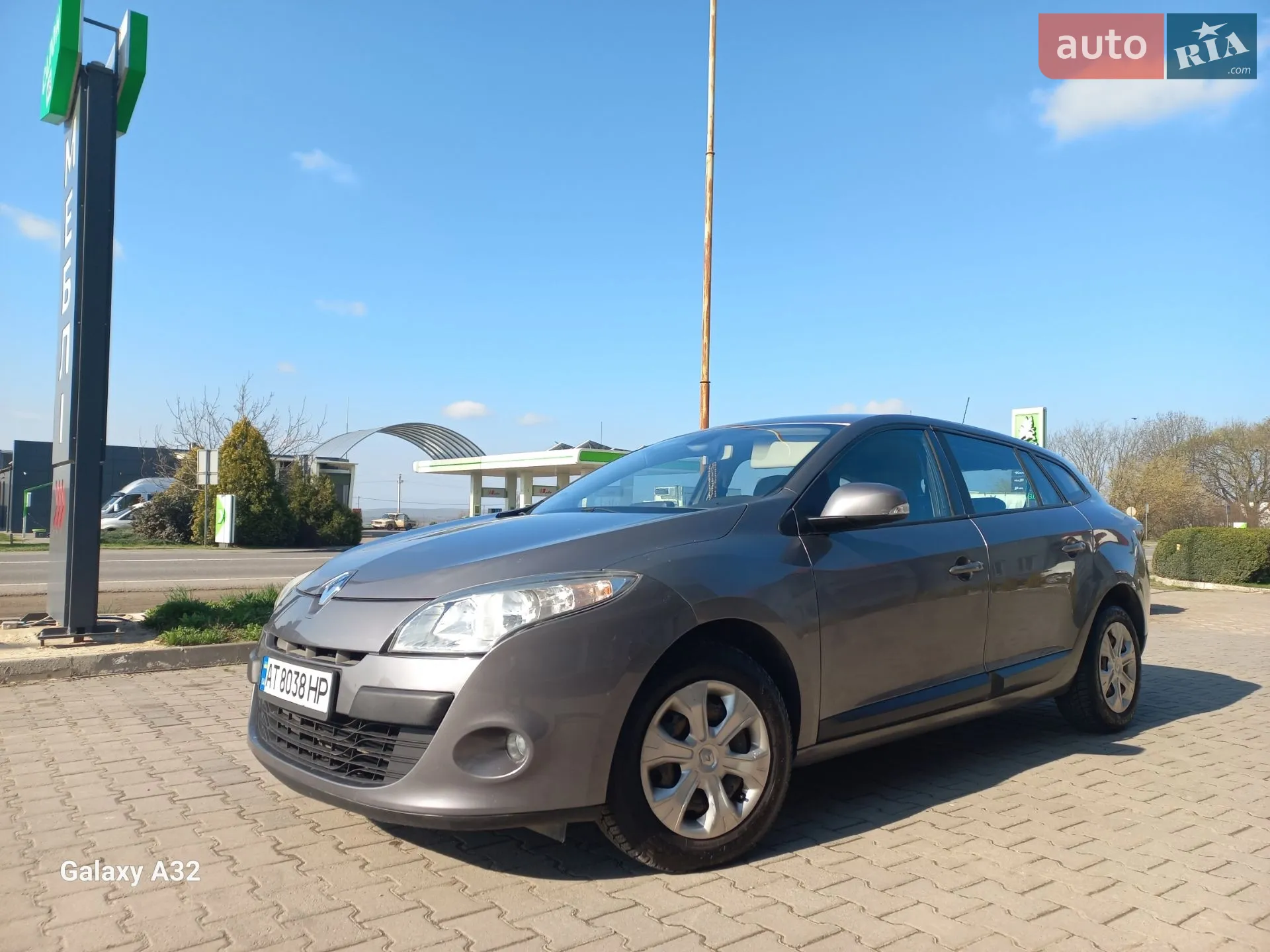 2010 Renault Megane - мініатюра 4