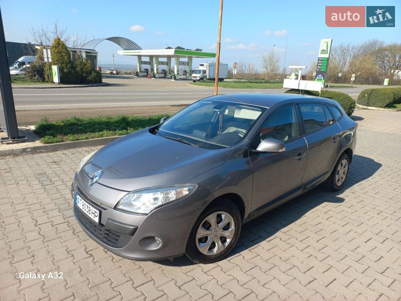 Универсал Renault Megane 2010 в Снятине