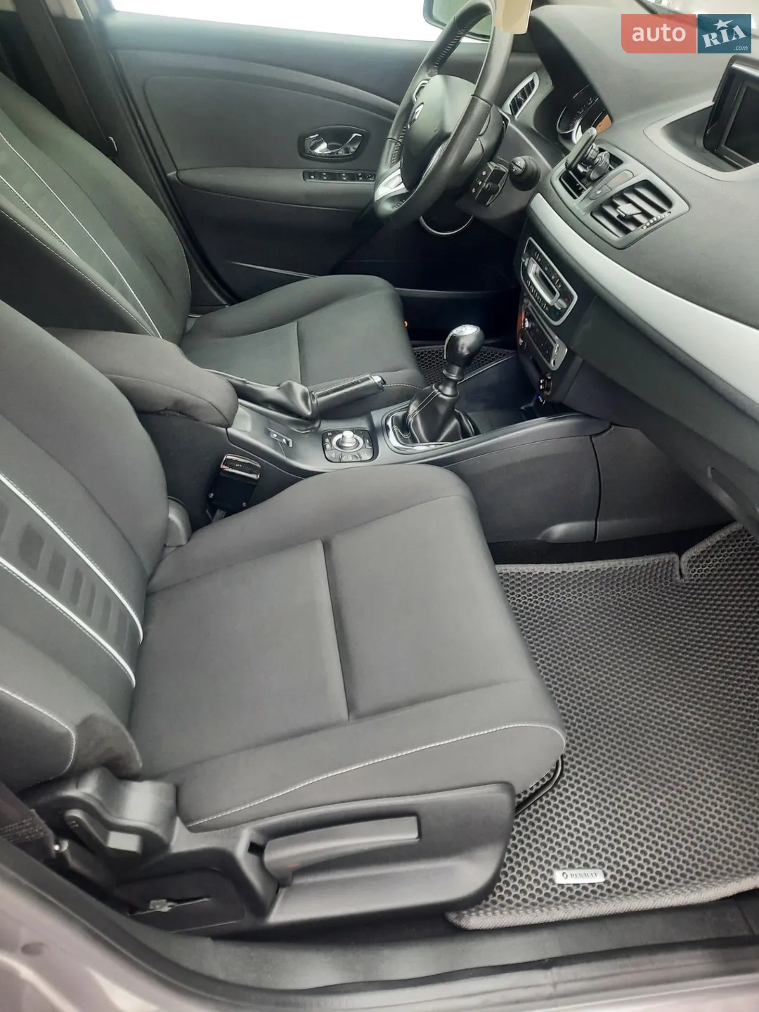 2012 Renault Megane - мініатюра 11
