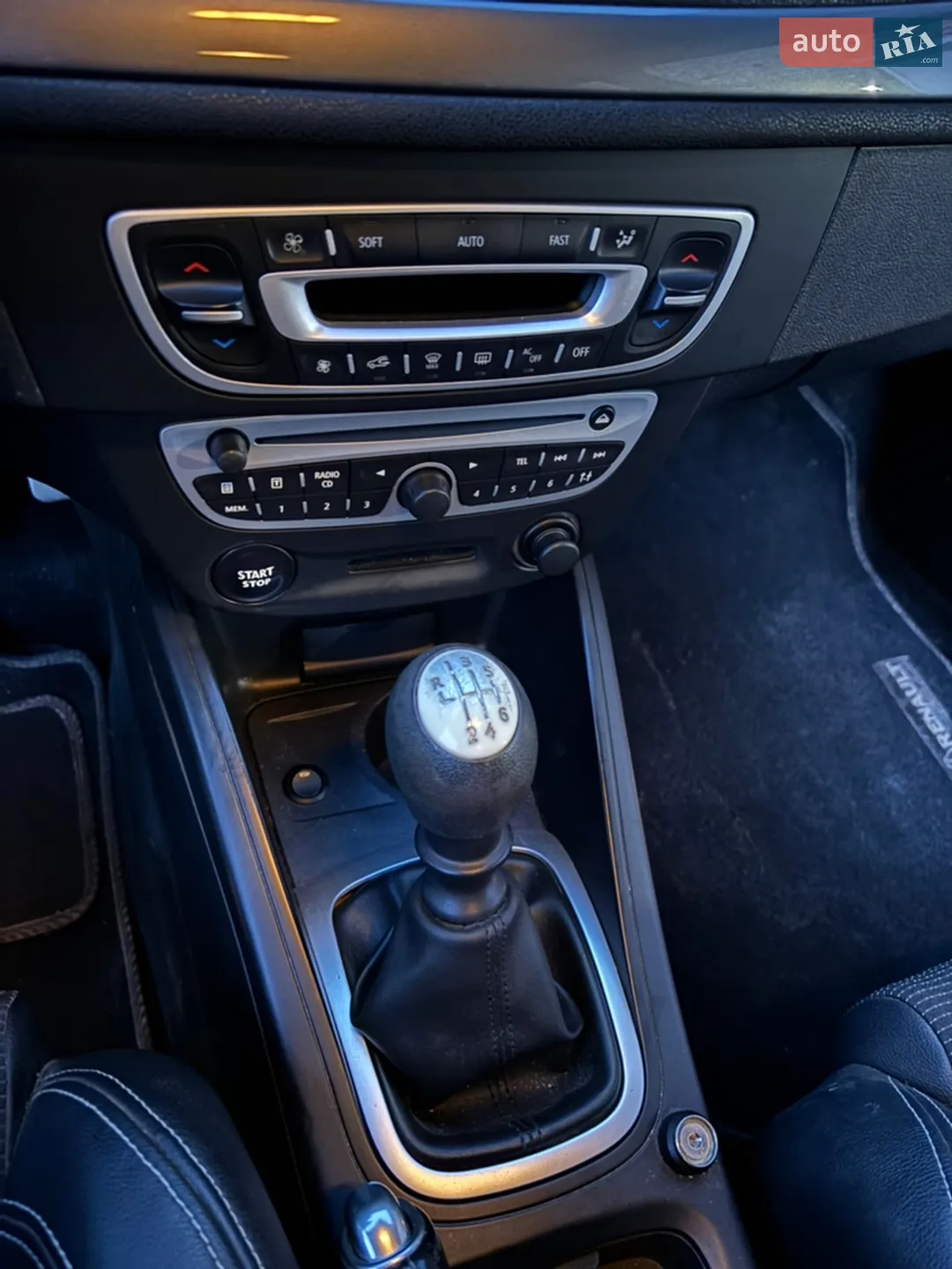 2011 Renault Megane - мініатюра 9