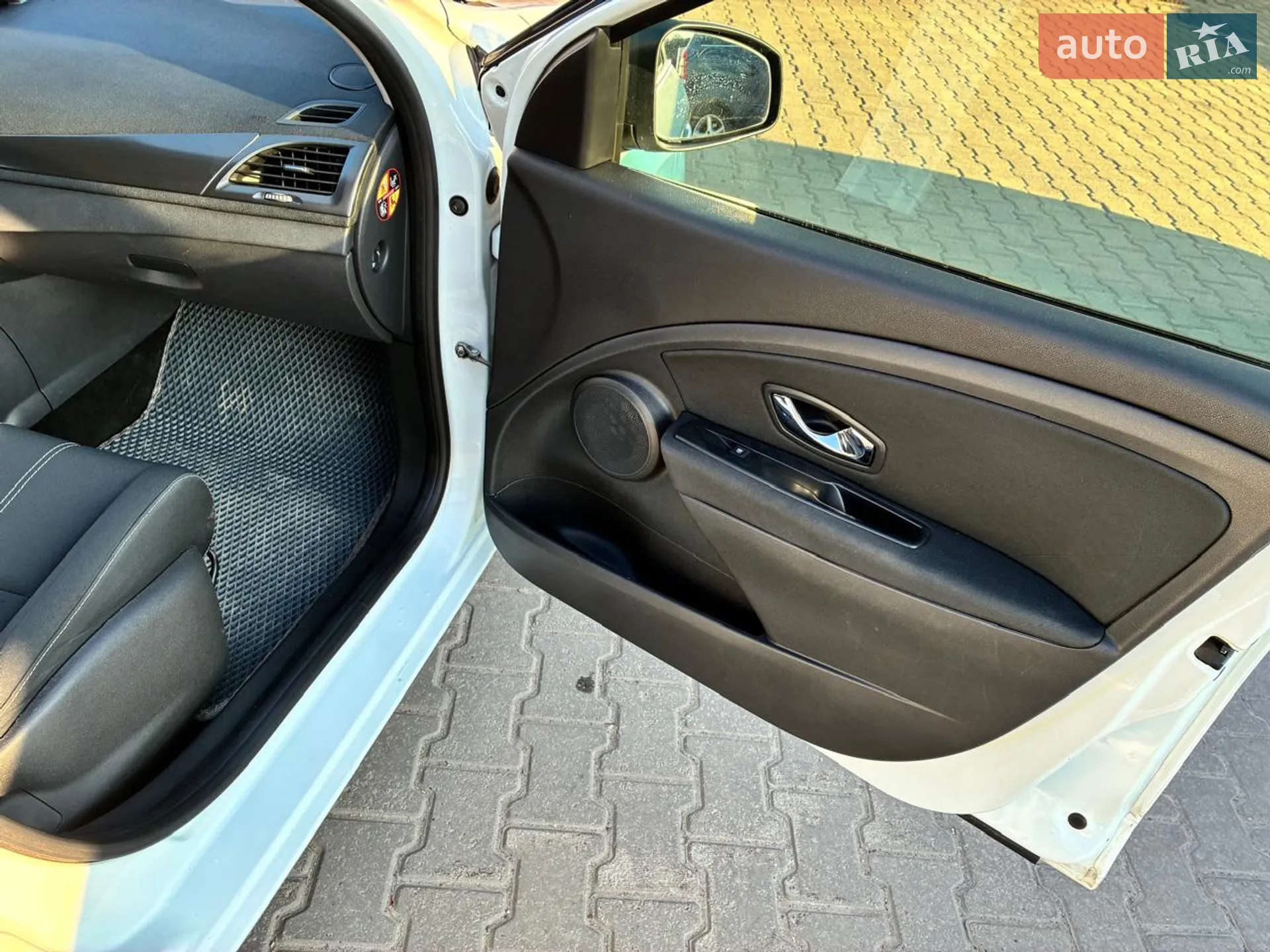 2013 Renault Megane - мініатюра 13