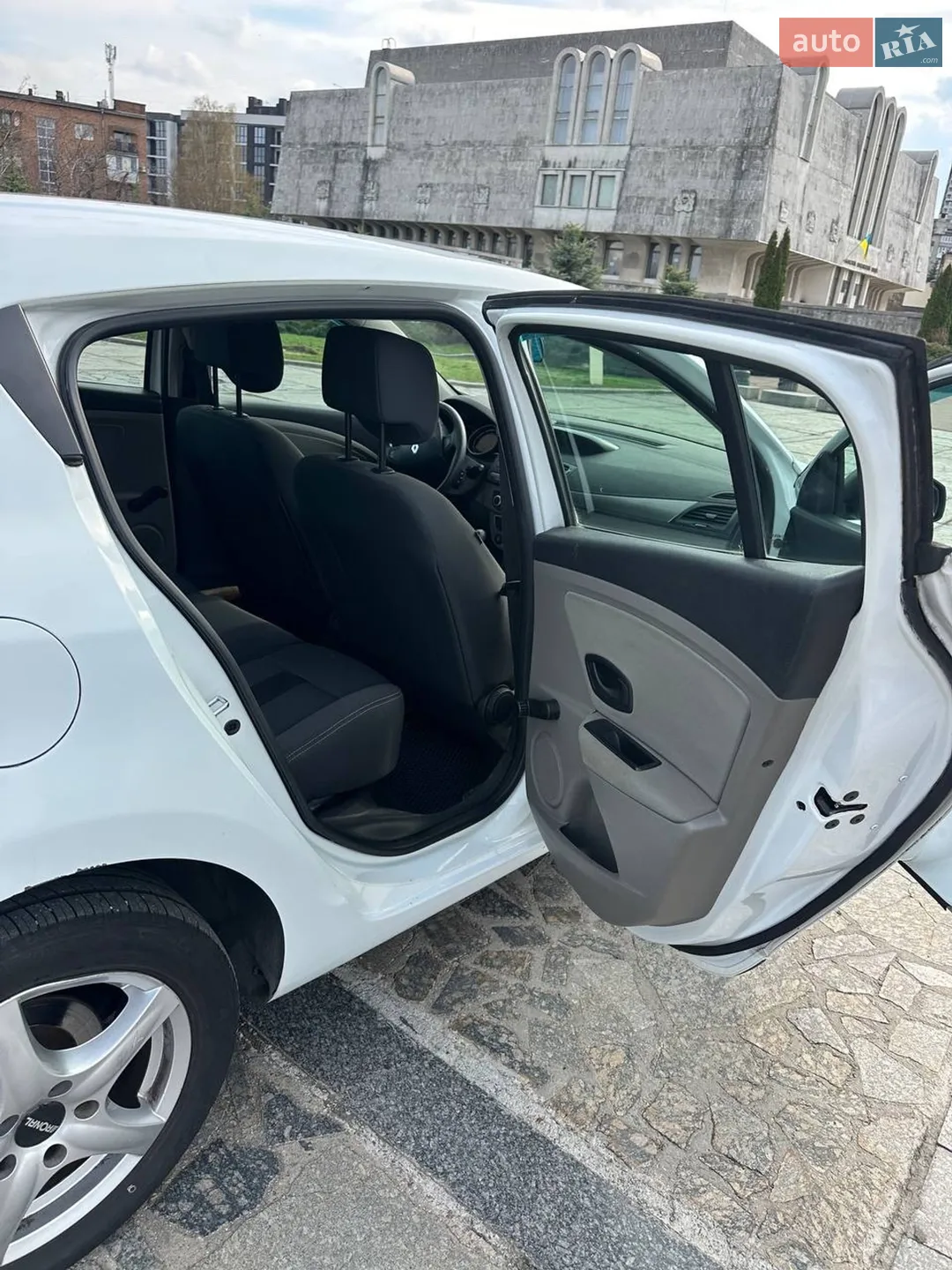 2011 Renault Megane - мініатюра 10