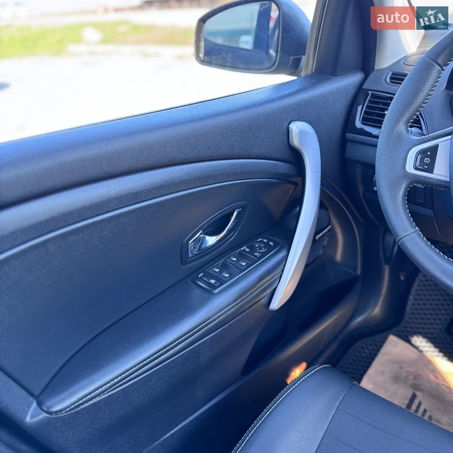 2012 Renault Megane - мініатюра 16