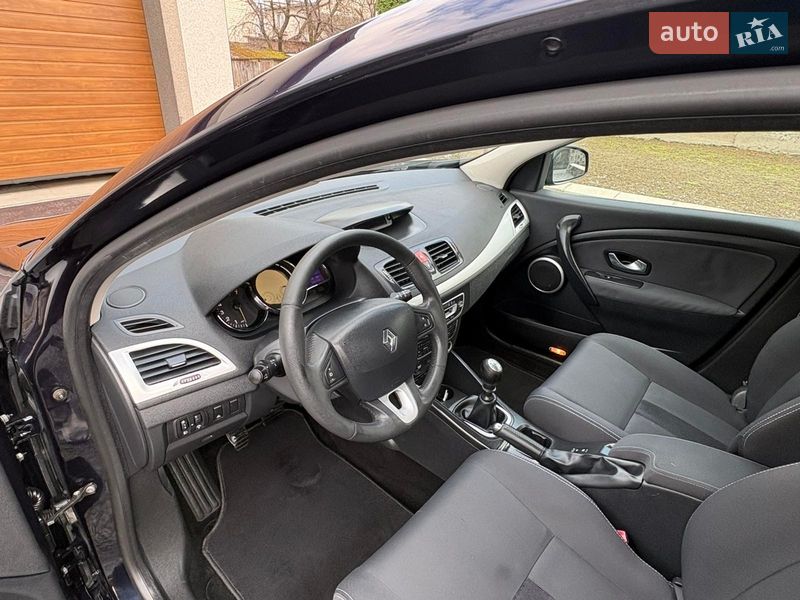 Універсал Renault Megane 2009 в Рівному фото 10 Універсал Renault Megane 2009 в Рівному