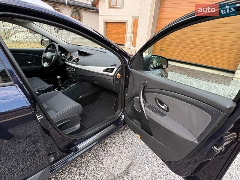 Універсал Renault Megane 2009 в Рівному фото 17 Універсал Renault Megane 2009 в Рівному
