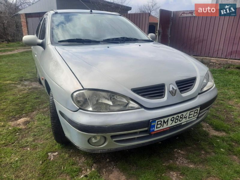 Седан Renault Megane 2003 в Недригайліву