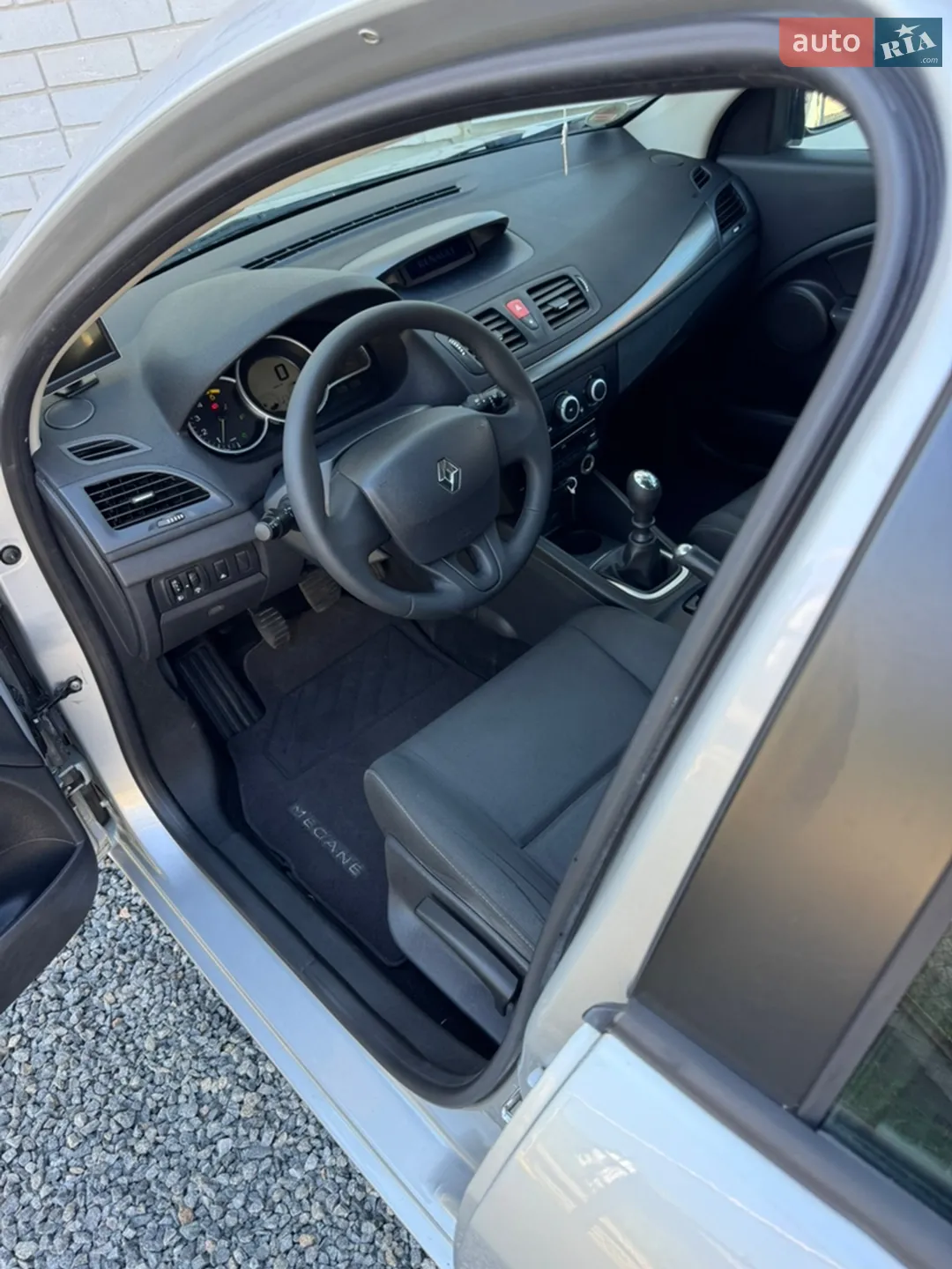 2011 Renault Megane - мініатюра 35