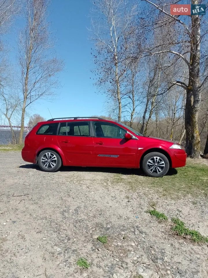 2010 Renault Megane - мініатюра 18