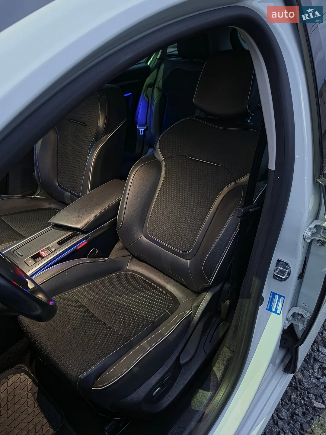 2018 Renault Megane - мініатюра 27