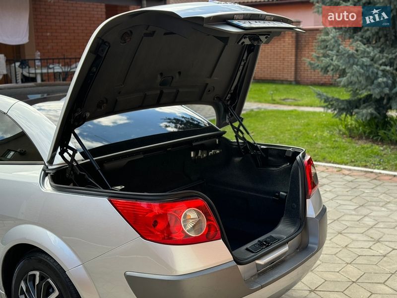 Кабріолет Renault Megane 2005 в Рівному