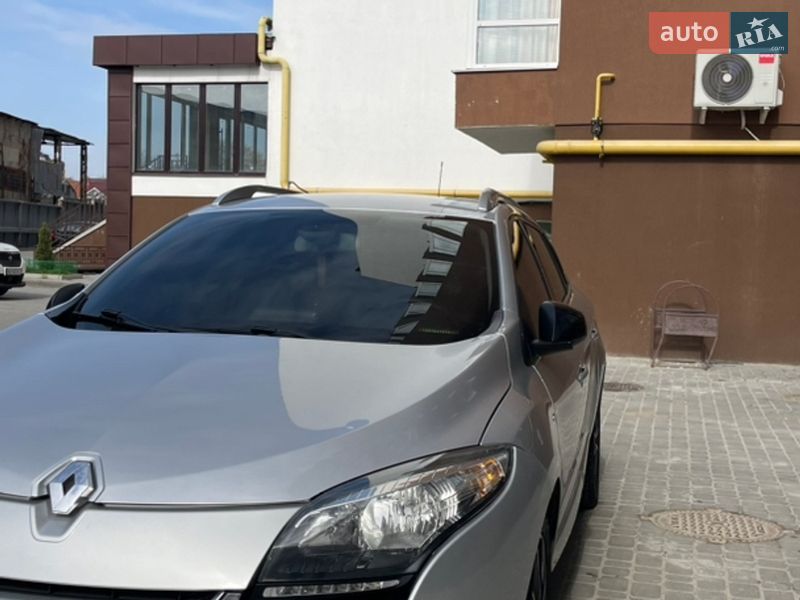 Універсал Renault Megane 2013 в Івано-Франківську фото 5 Універсал Renault Megane 2013 в Івано-Франківську
