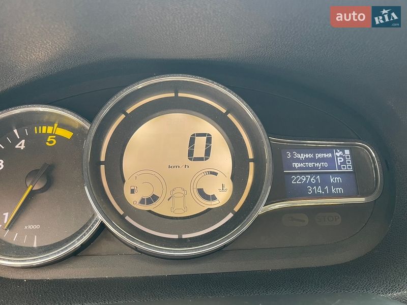 Універсал Renault Megane 2013 в Івано-Франківську фото 21 Універсал Renault Megane 2013 в Івано-Франківську
