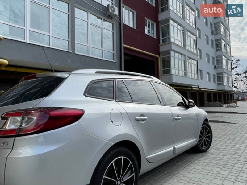 Універсал Renault Megane 2013 в Івано-Франківську фото 10 Універсал Renault Megane 2013 в Івано-Франківську