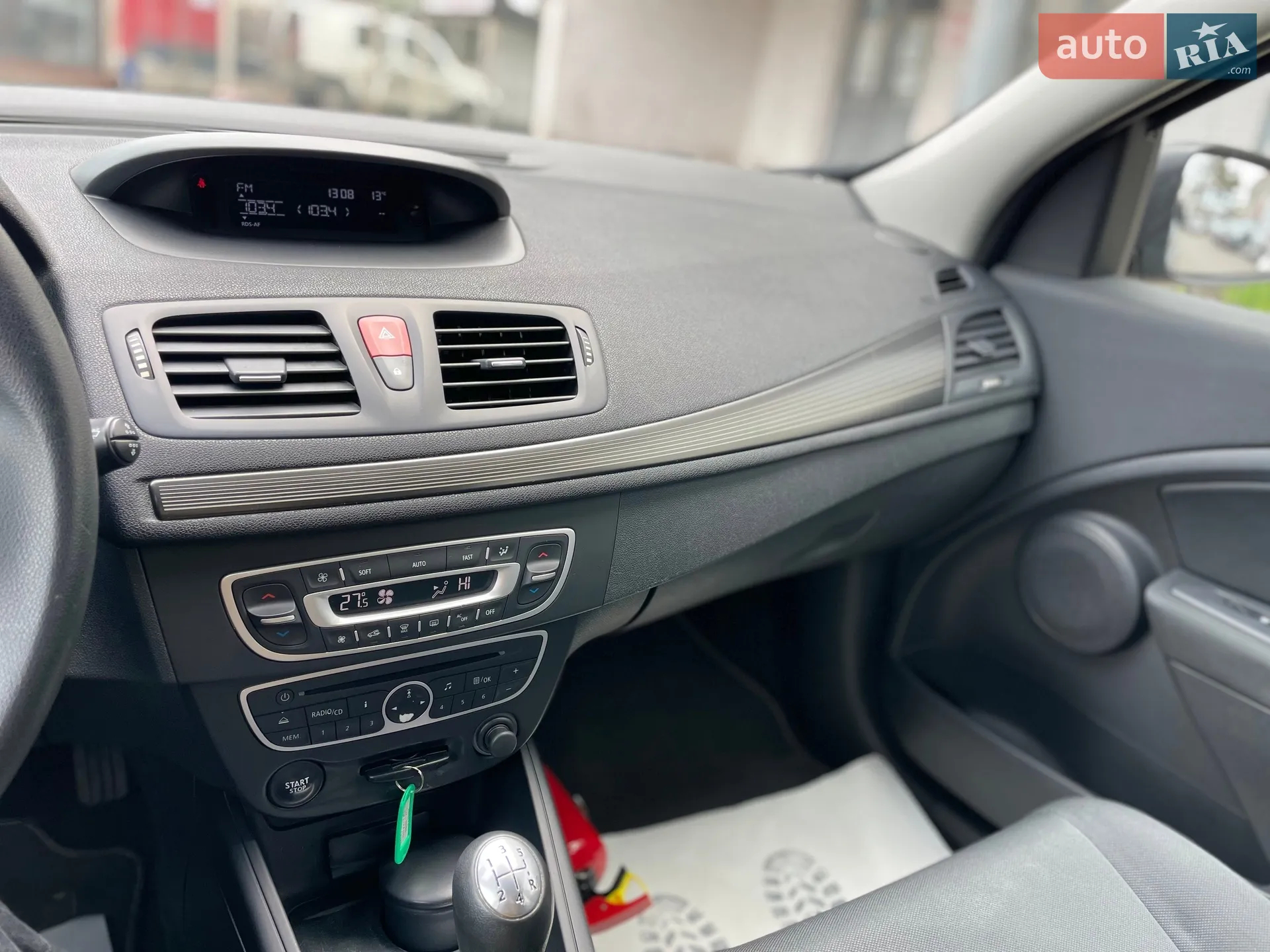 2010 Renault Megane - мініатюра 14