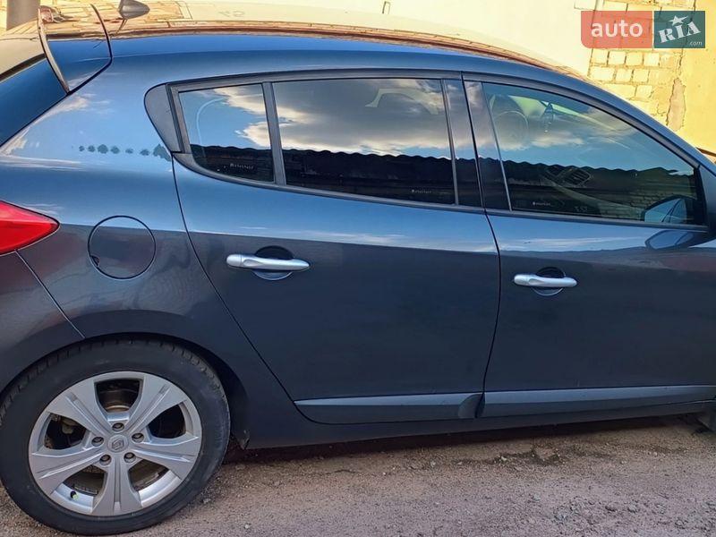 Хэтчбек Renault Megane 2011 в Житомире