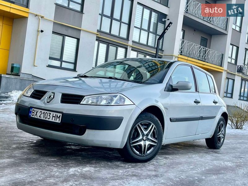 Хетчбек Renault Megane 2004 в Кам'янець-Подільському фото Хетчбек Renault Megane 2004 в Кам'янець-Подільському