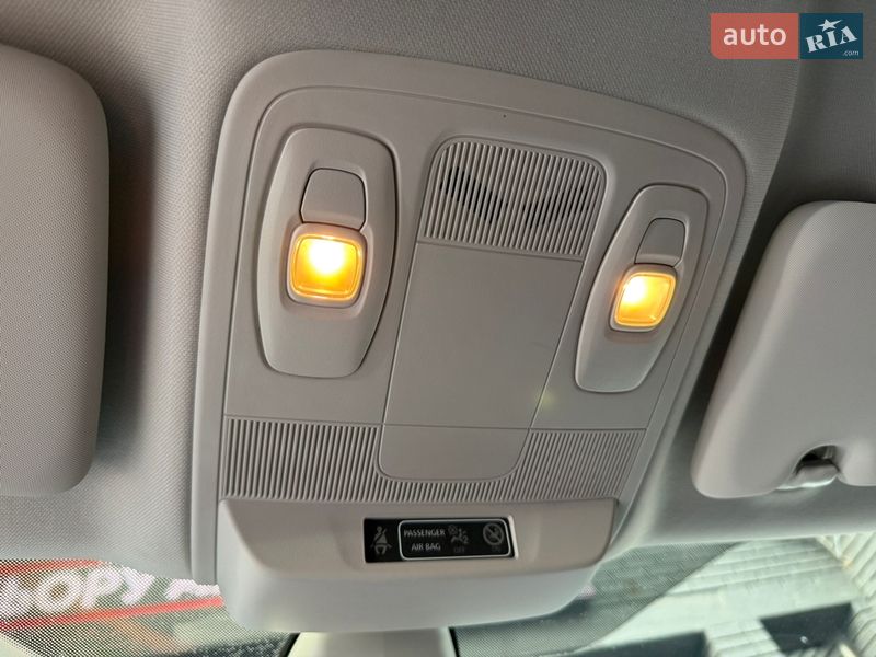 Седан Renault Megane 2019 в Киеве