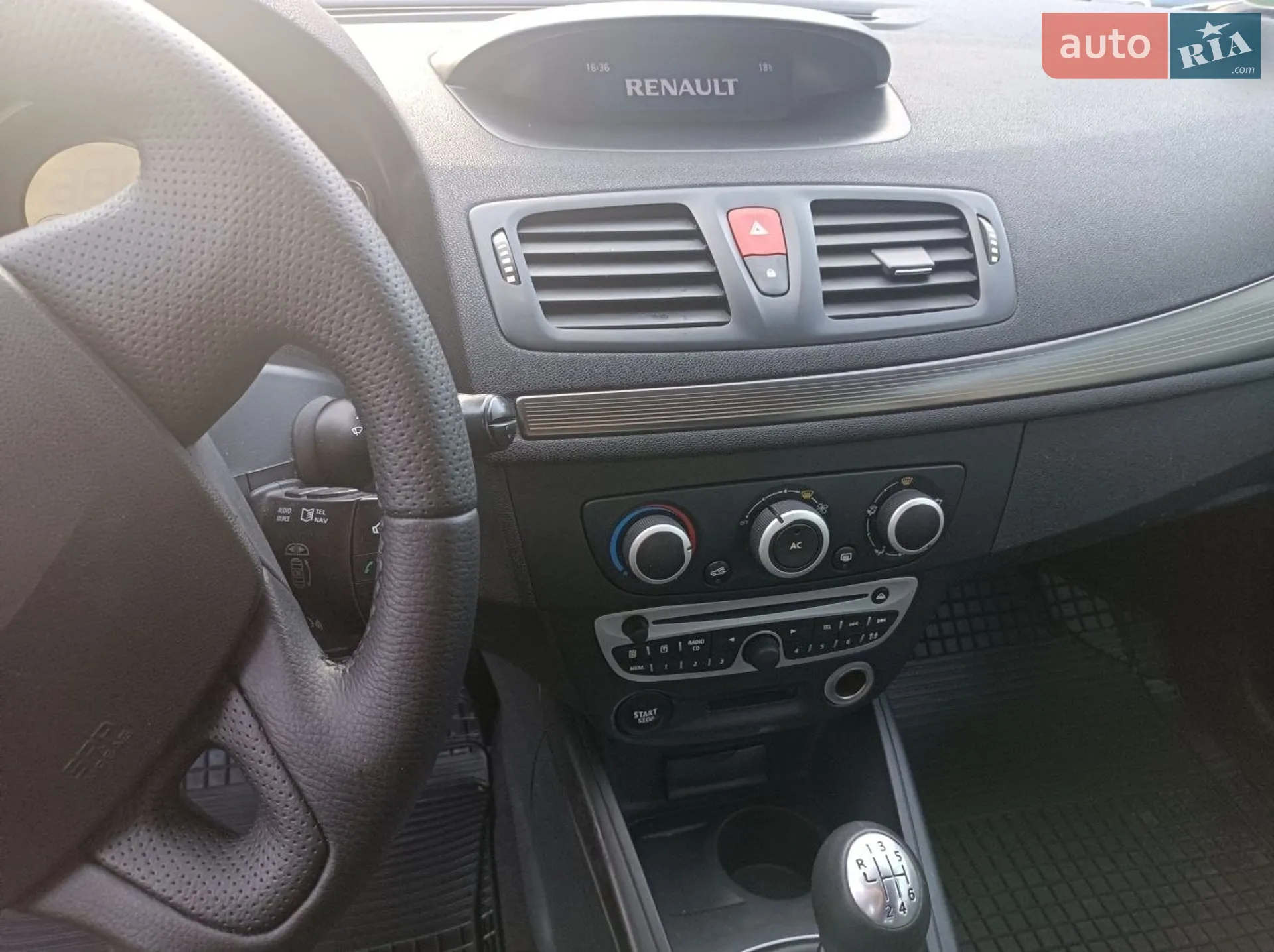 2010 Renault Megane - мініатюра 40