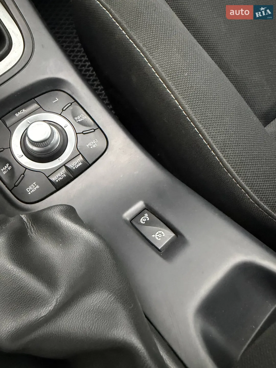 2011 Renault Megane - мініатюра 31