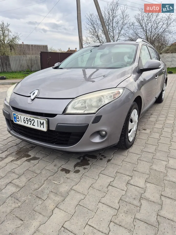 2011 Renault Megane - мініатюра 10