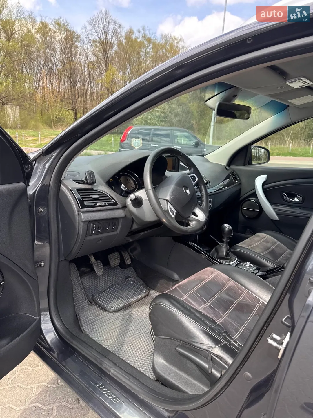 2012 Renault Megane - мініатюра 15