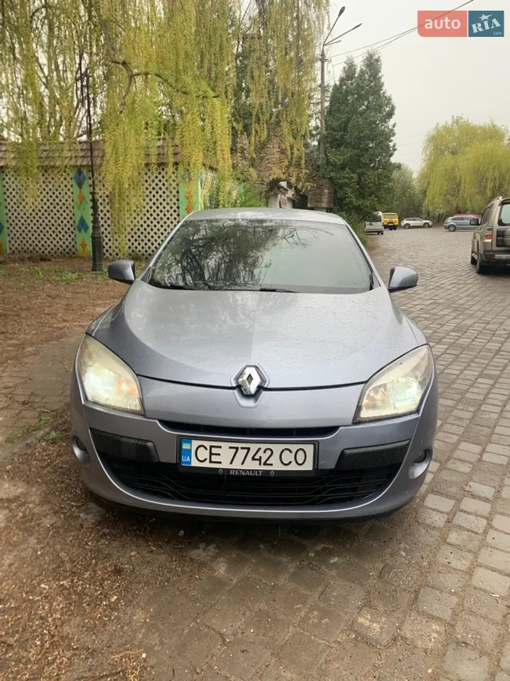 2010 Renault Megane - мініатюра 24