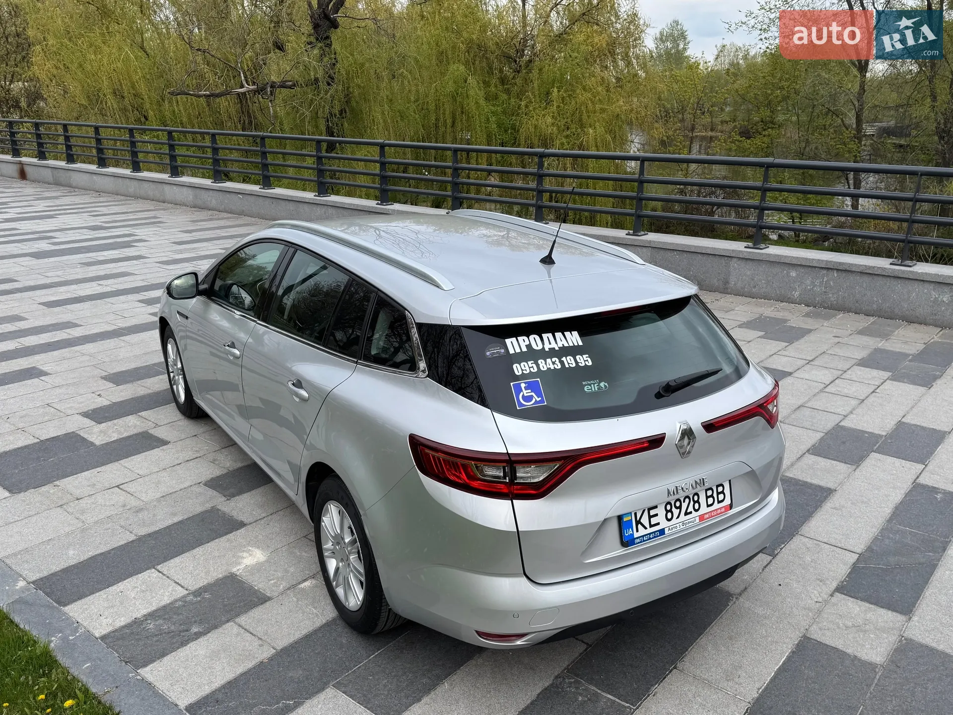 2018 Renault Megane - мініатюра 10