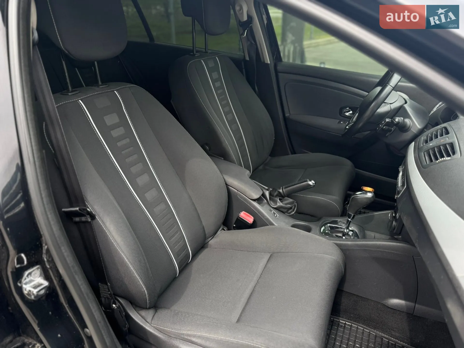 2014 Renault Megane - мініатюра 18