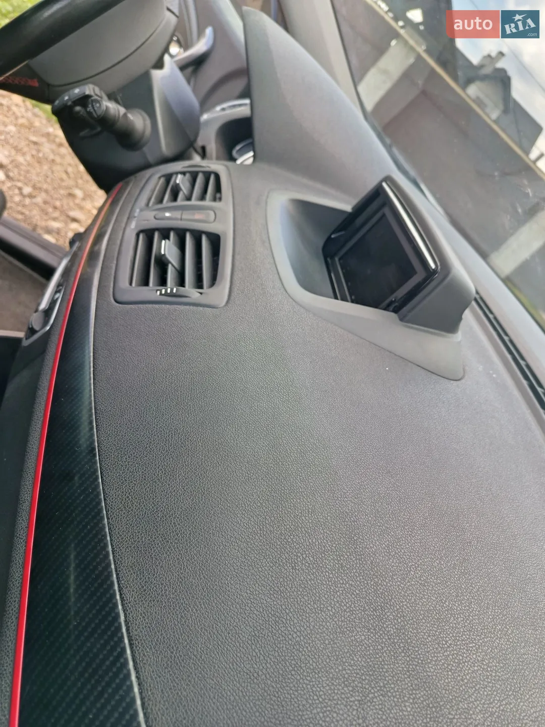 2012 Renault Megane - мініатюра 25