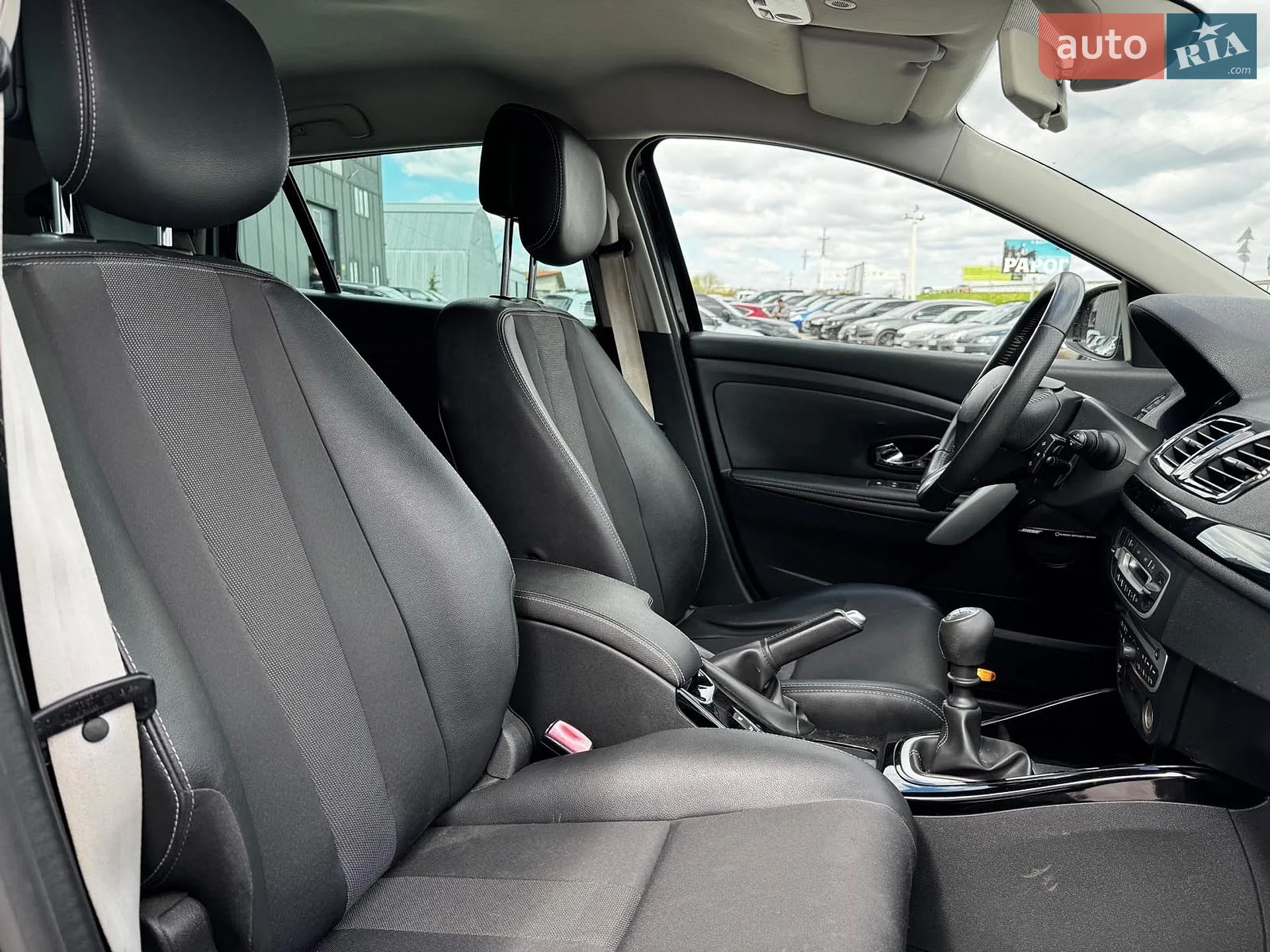 2011 Renault Megane - мініатюра 29